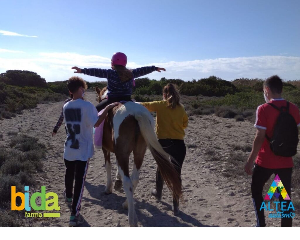 Diseno sin titulo 3 - Bidafarma apoya el proyecto ‘Caballos que curan corazones’ para personas con Trastorno del Espectro Autista