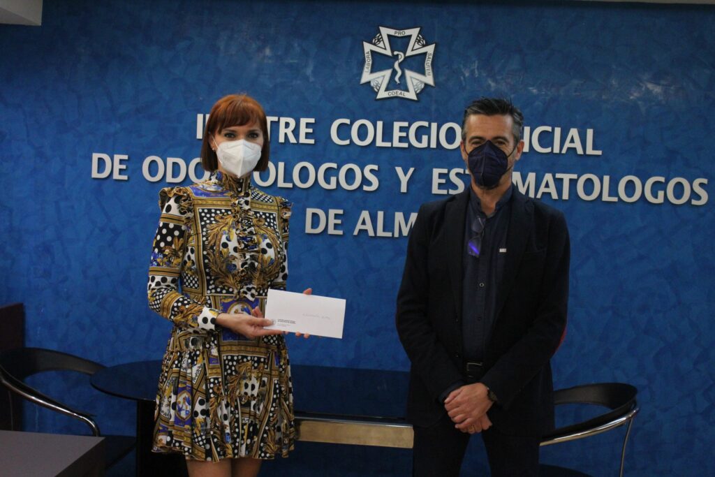 IMG 2737 scaled 1 - El Colegio de Dentistas de Almería y su compromiso social con ALTEA